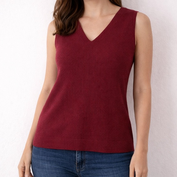 Emma James Tops - Emma James Sleeveless Knit Tank Top Maroon Ribbed V-Neck Made in Japan - L